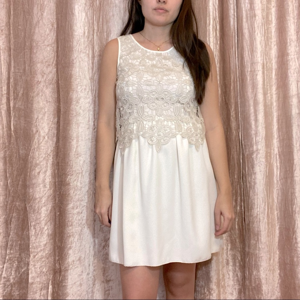 Kensie Lace Top Dress in Cream